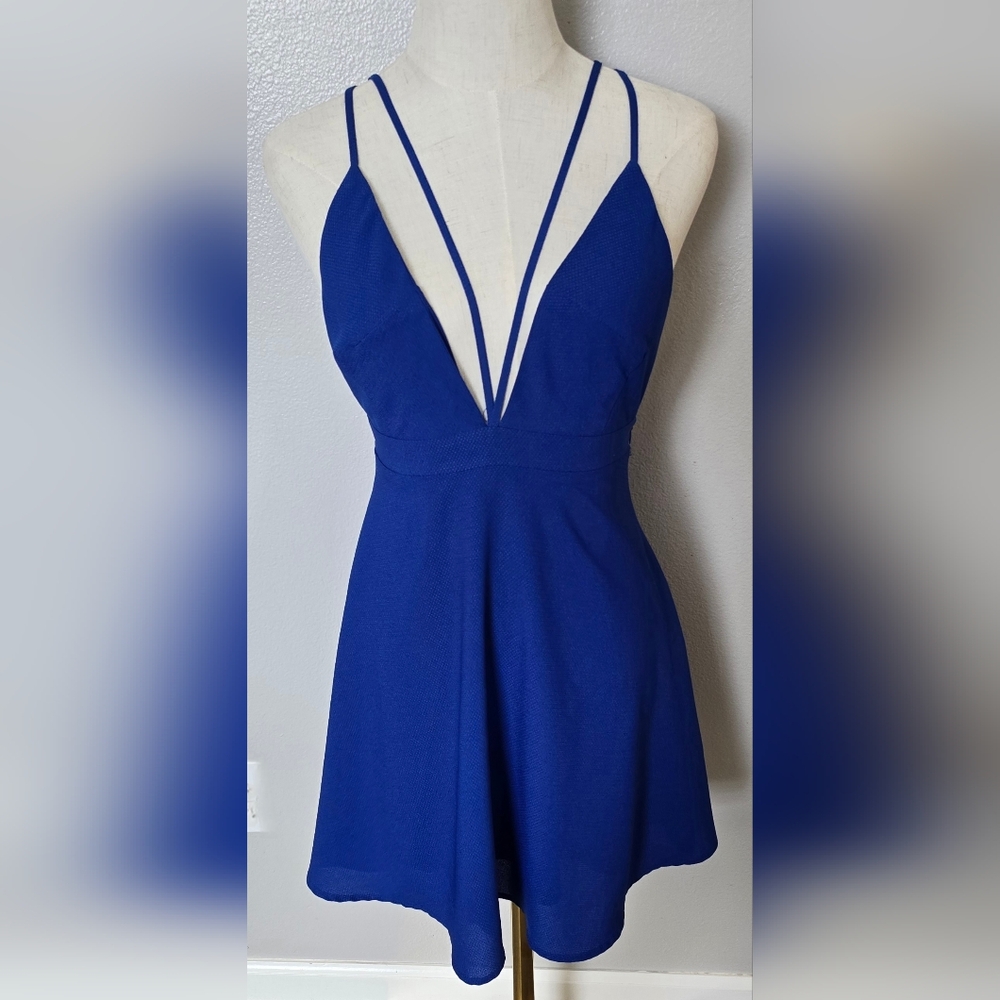 Elegant Blue Sleeveless Dress